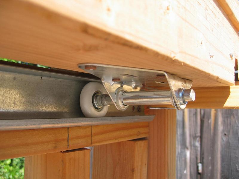 When Is It Time to Replace Your Garage Door Rollers?