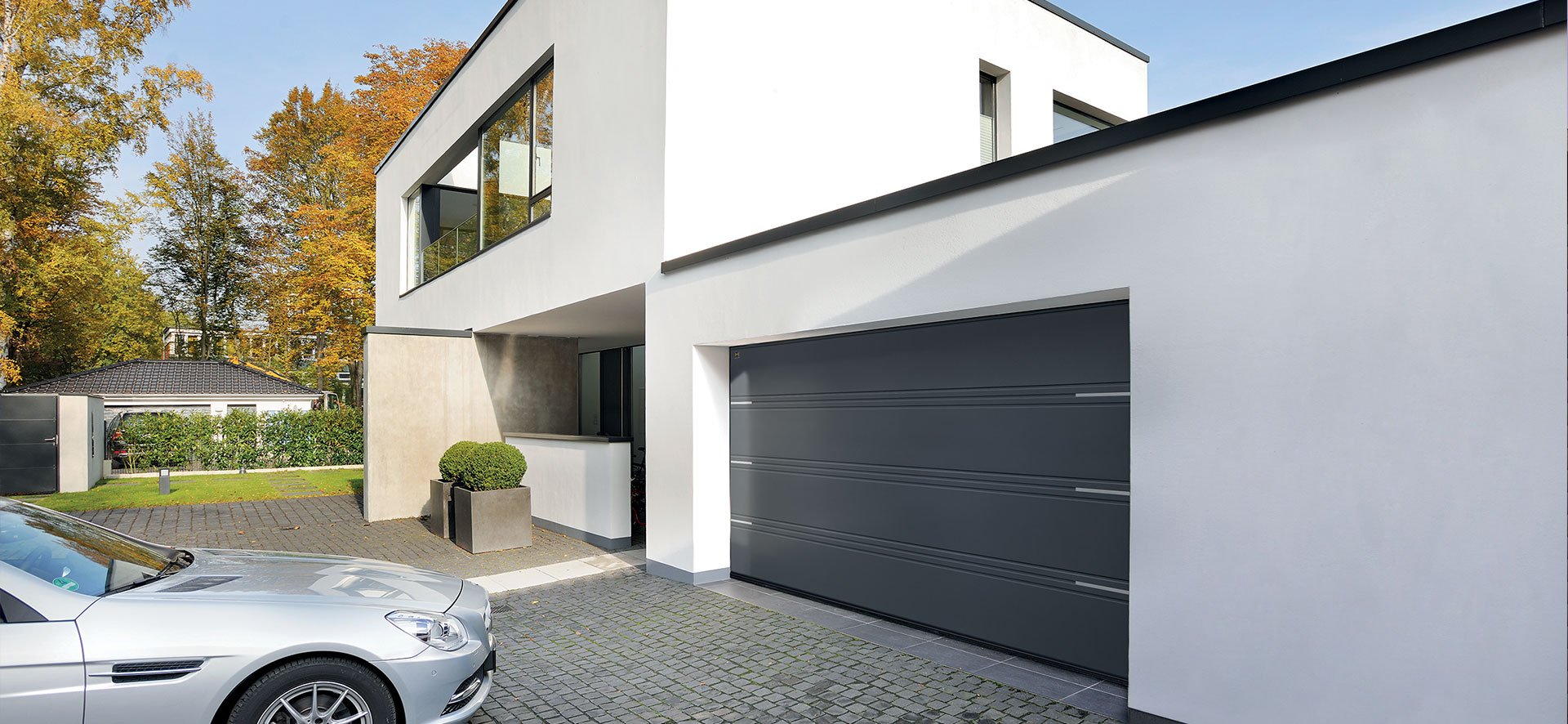 Garage Door Safety Tips Every Homeowner Should Follow Garage Door Safety Tips Every Homeowner Should Follow