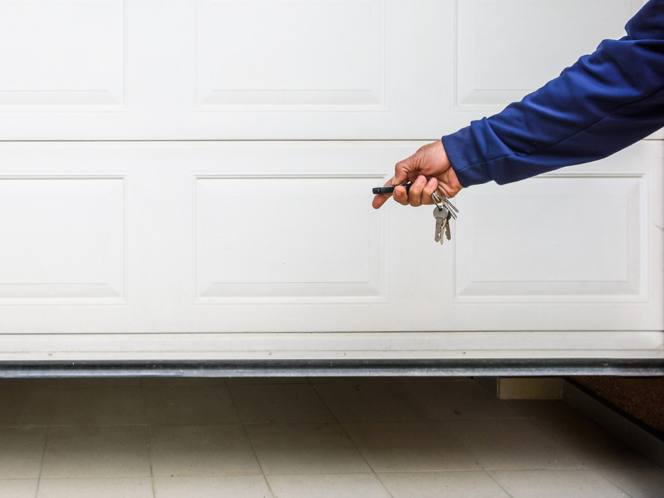 New Garage Door Van Ness Extension Fresno